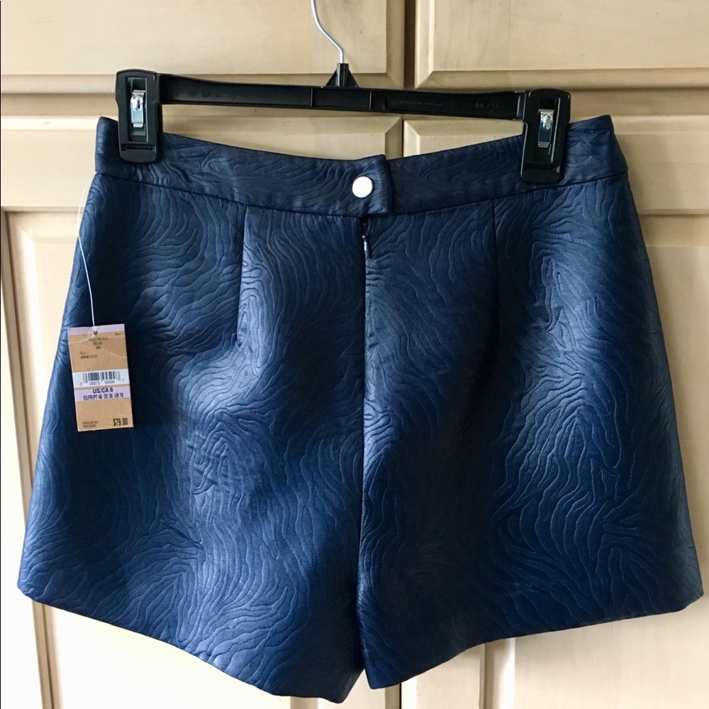 🌼 NWT Shorts 🌼